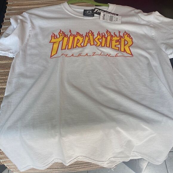 NWT thrasher tee size M - Picture 1 of 5